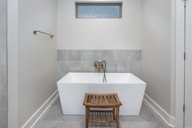 321 Fletcher Loop, Little Rock, AR 72223