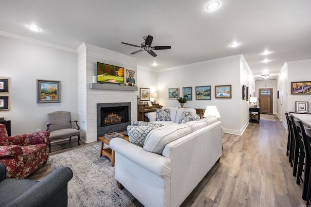 321 Fletcher Loop, Little Rock, AR 72223