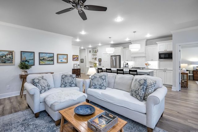 321 Fletcher Loop, Little Rock, AR 72223