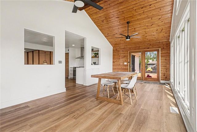 2413 W Post Oak Road, Olathe, KS 66061