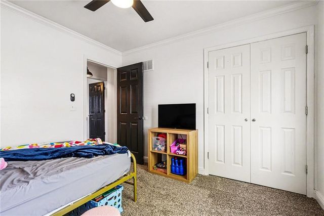 2413 W Post Oak Road, Olathe, KS 66061