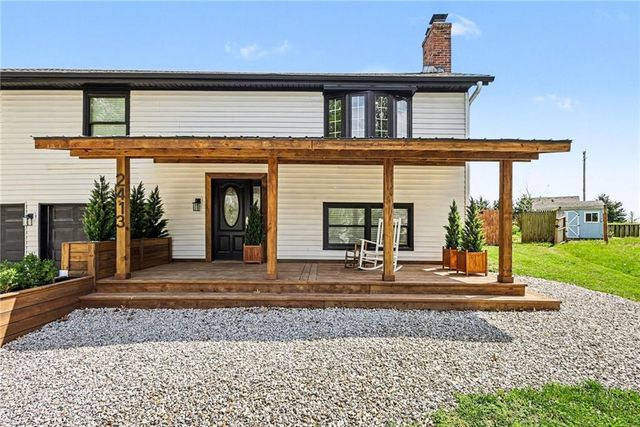 2413 W Post Oak Road, Olathe, KS 66061