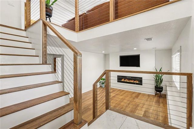 2413 W Post Oak Road, Olathe, KS 66061