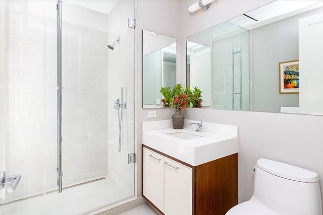 1 Dalton St 5402, Boston, MA 02115