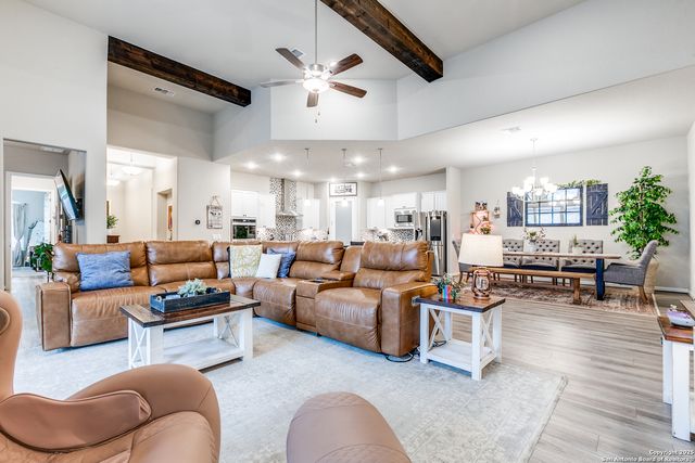 12834 Fort Hancock, San Antonio, TX 78245