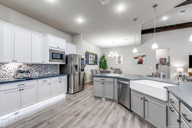 12834 Fort Hancock, San Antonio, TX 78245