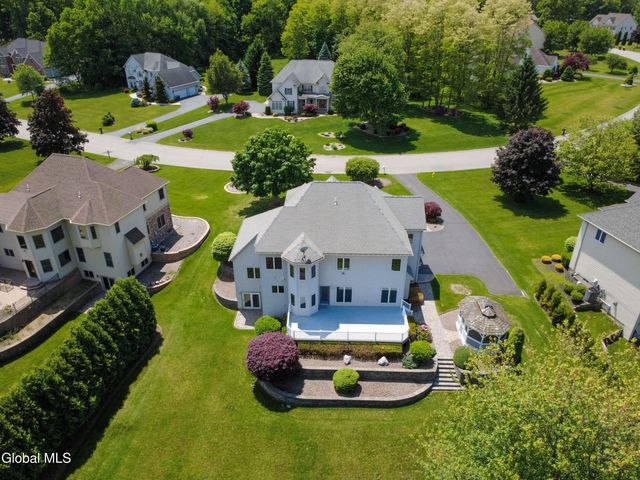 13 Devonshire Way, Clifton Park, NY 12065