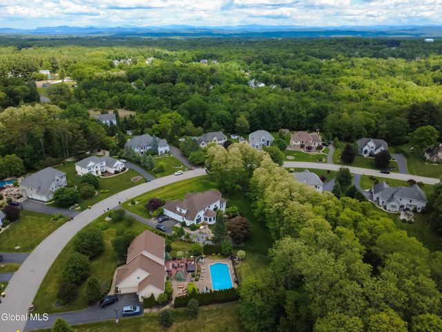 13 Devonshire Way, Clifton Park, NY 12065