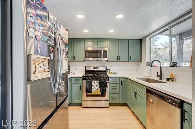 163 Spinnaker Drive, Henderson, NV 89015
