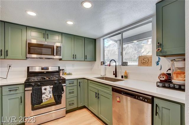 163 Spinnaker Drive, Henderson, NV 89015