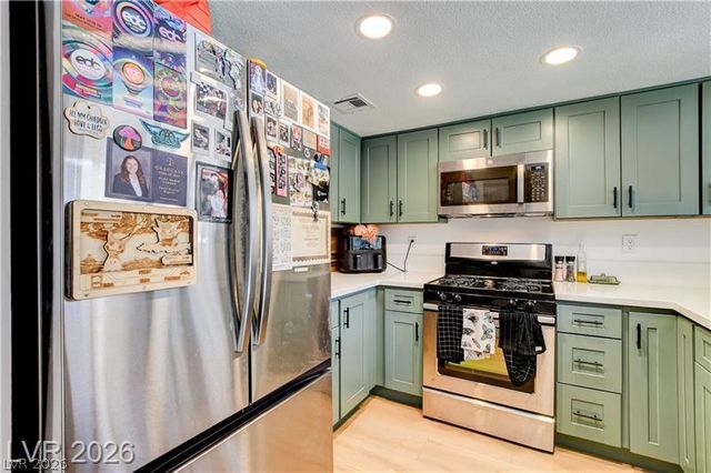 163 Spinnaker Drive, Henderson, NV 89015