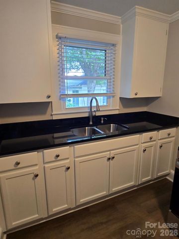 805 Oakshade Avenue, Kannapolis, NC 28083