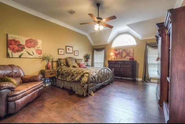 1812 Lacey Oak Lane, Keller, TX 76248