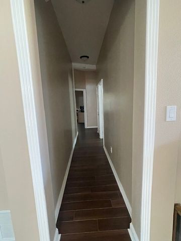 1812 Lacey Oak Lane, Keller, TX 76248