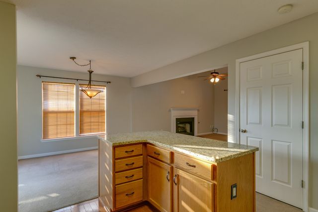 2012 McCrory Pl, Spring Hill, TN 37174