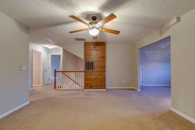 2012 McCrory Pl, Spring Hill, TN 37174