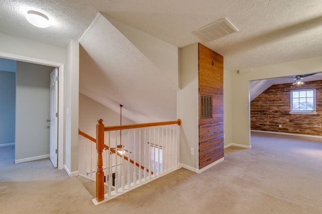 2012 McCrory Pl, Spring Hill, TN 37174