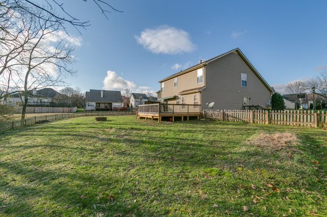 2012 McCrory Pl, Spring Hill, TN 37174