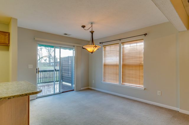 2012 McCrory Pl, Spring Hill, TN 37174