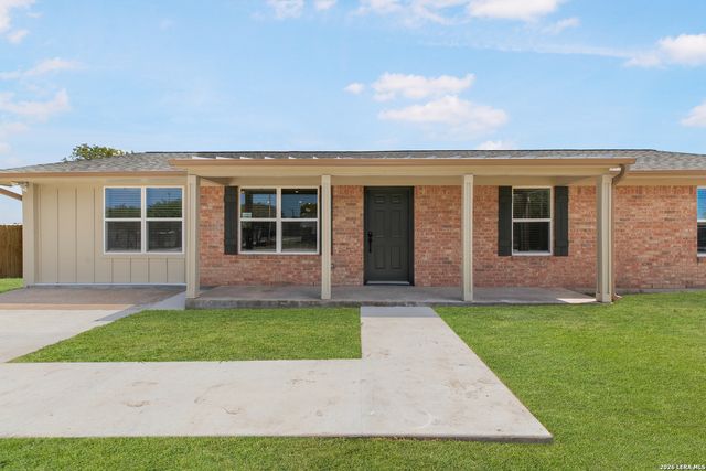 7227 CORSICANA ST, Iola, TX 77861