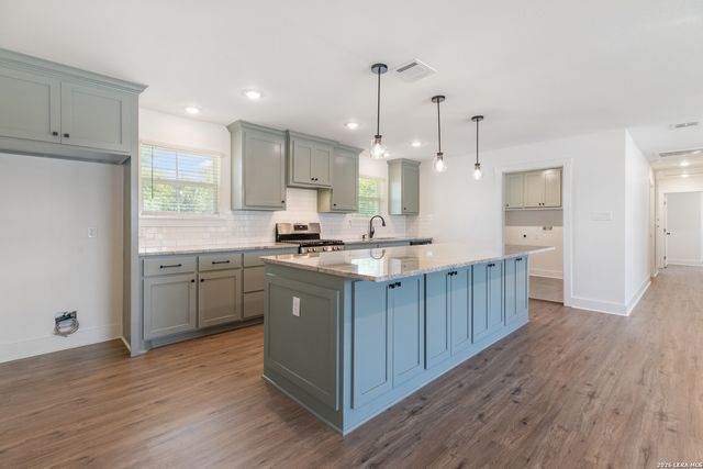 7227 CORSICANA ST, Iola, TX 77861