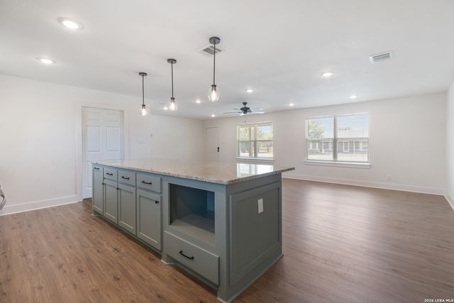 7227 CORSICANA ST, Iola, TX 77861