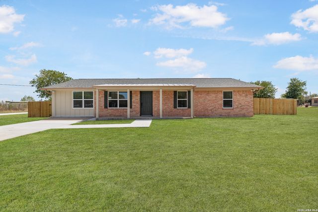 7227 CORSICANA ST, Iola, TX 77861