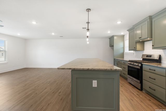 7227 CORSICANA ST, Iola, TX 77861