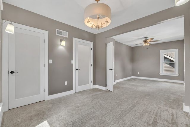 737 Grant Street, Bettendorf, IA 52722