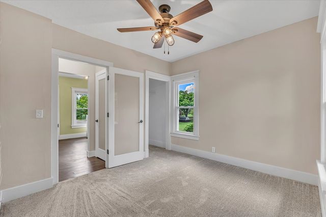 737 Grant Street, Bettendorf, IA 52722