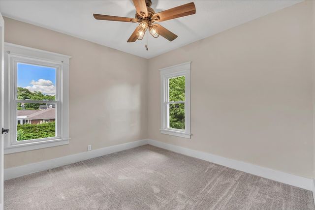 737 Grant Street, Bettendorf, IA 52722