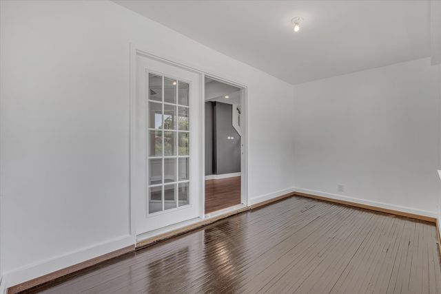 737 Grant Street, Bettendorf, IA 52722