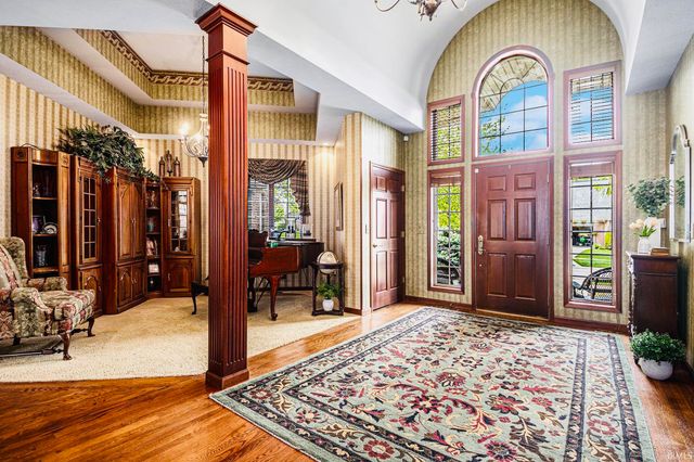 136 Tulip Circle, Bremen, IN 46506