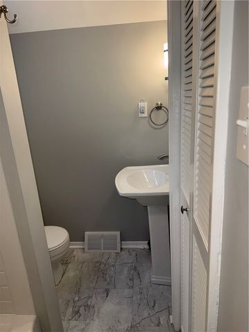 49 Sterling St, South Side, PA 15203