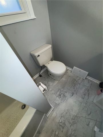 49 Sterling St, South Side, PA 15203