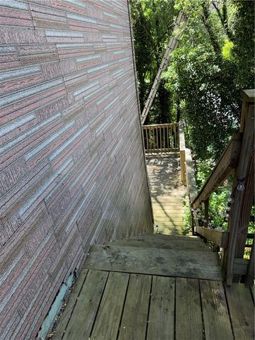 49 Sterling St, South Side, PA 15203