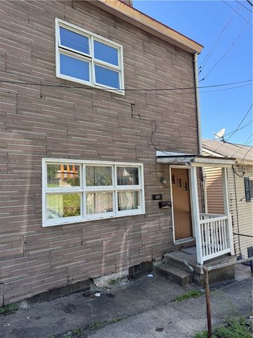 49 Sterling St, South Side, PA 15203