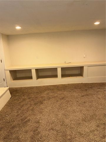 49 Sterling St, South Side, PA 15203