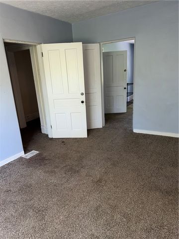 49 Sterling St, South Side, PA 15203