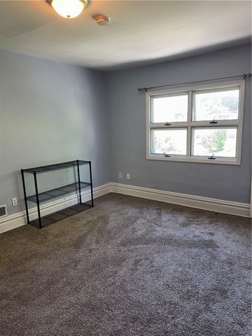 49 Sterling St, South Side, PA 15203