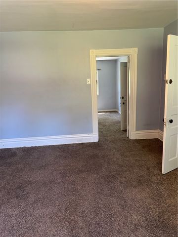 49 Sterling St, South Side, PA 15203
