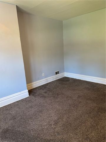 49 Sterling St, South Side, PA 15203