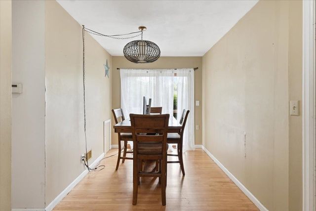 17 Rotunda Avenue, Essex Junction, VT 05452