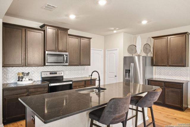 9335 Nubuck Branch, Converse, TX 78109