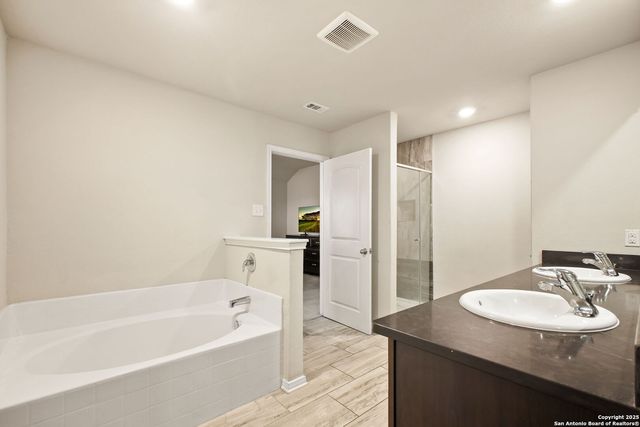 9335 Nubuck Branch, Converse, TX 78109