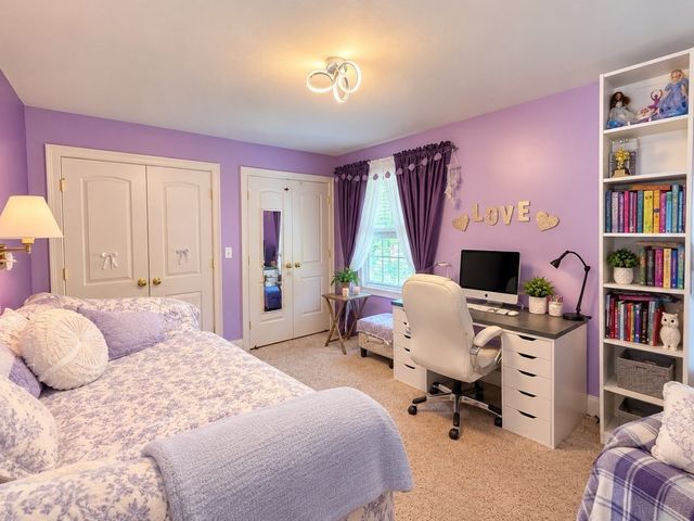 41 Plumtree Way, Agawam, MA 01030
