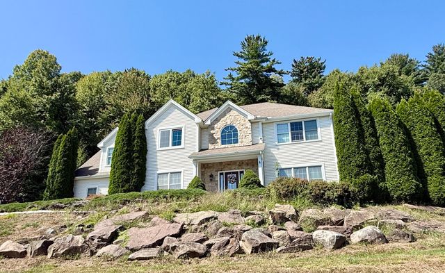 41 Plumtree Way, Agawam, MA 01030