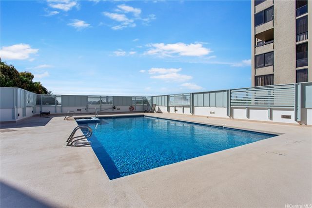 1521 Alexander Street 406, Honolulu, HI 96822