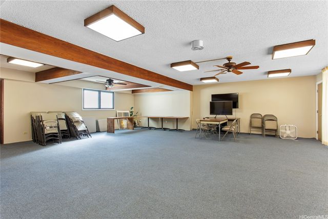 1521 Alexander Street 406, Honolulu, HI 96822