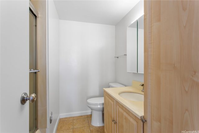 1521 Alexander Street 406, Honolulu, HI 96822